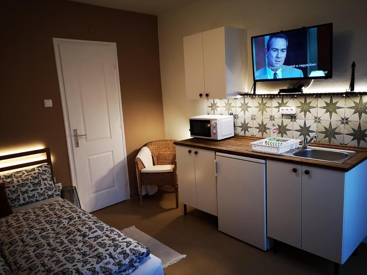Gyoengyszem Vendeghaz Hotel Eger Eksteriør billede
